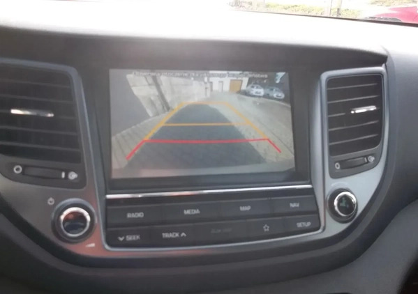 Hyundai Tucson cena 72900 przebieg: 180000, rok produkcji 2018 z Żywiec małe 154